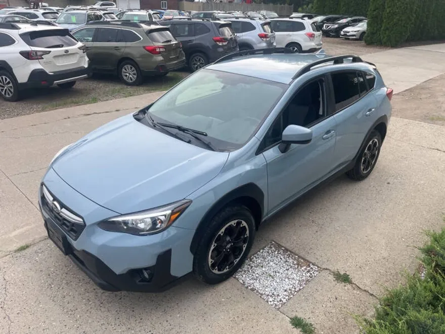 2022 Subaru Crosstrek Premium photo 1