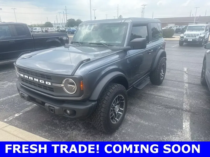 2024 Ford Bronco Black Diamond photo 1