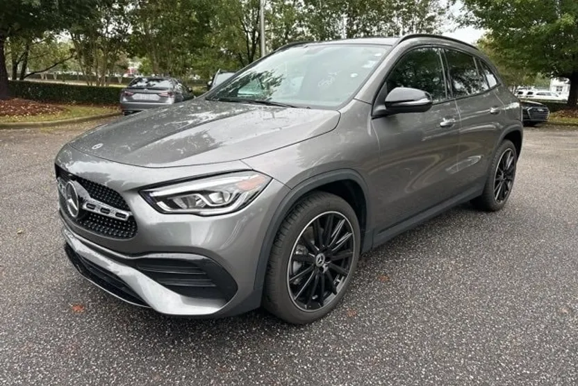 2023 Mercedes Benz GLA 250 photo 1