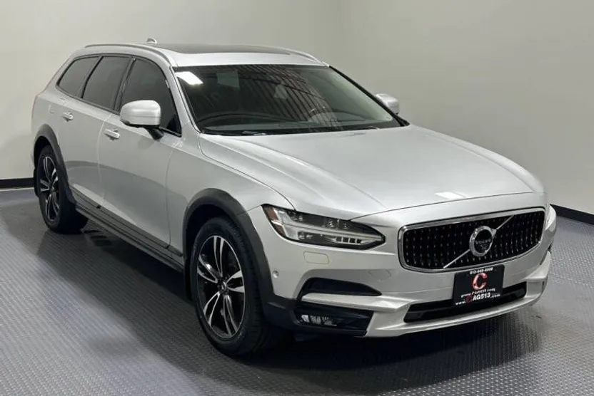 2018 Volvo V90 Cross Country T5 photo 1