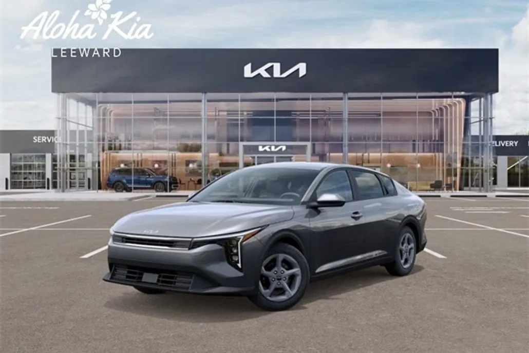 2025 Kia K4 LXS photo 1