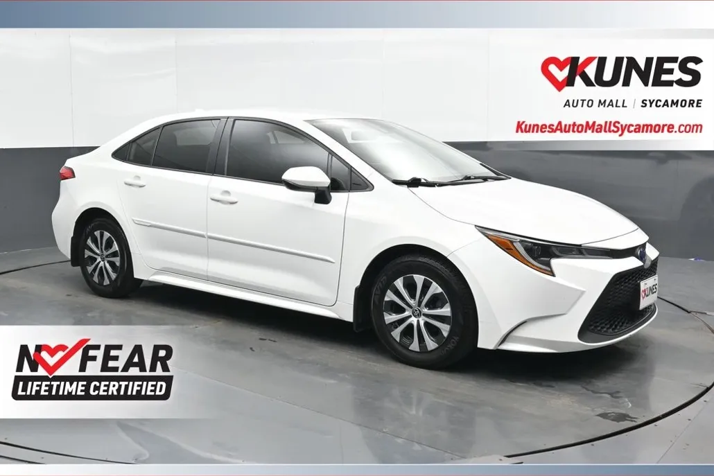 2022 Toyota Corolla Hybrid LE photo 1