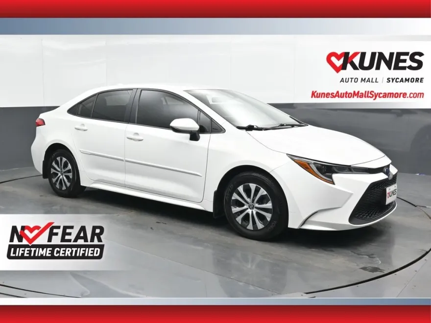 2022 Toyota Corolla Hybrid LE photo 1