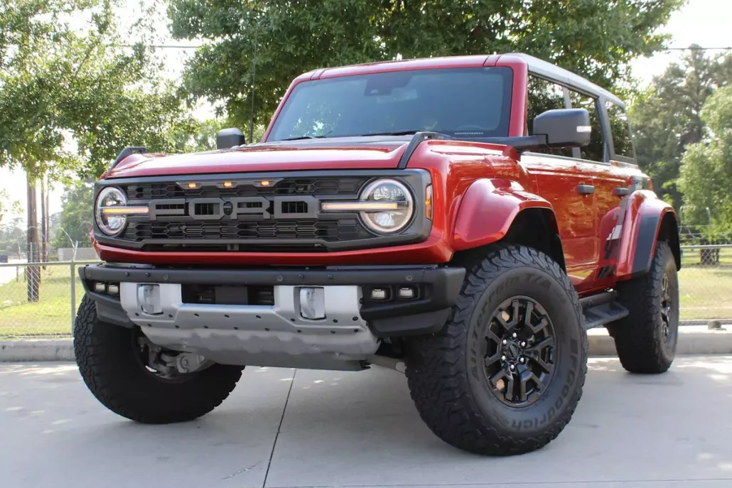 2023 Ford Bronco Raptor photo 1