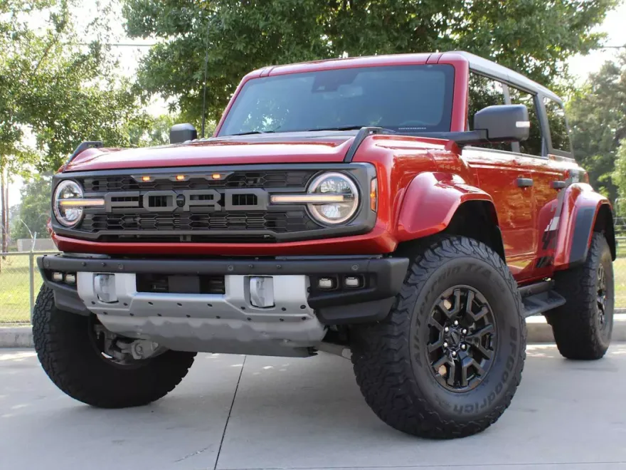 2023 Ford Bronco Raptor photo 1