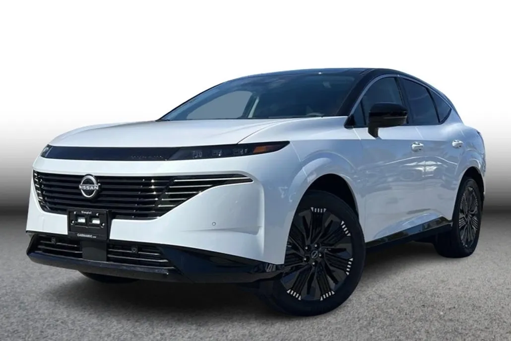 2025 Nissan Murano Platinum photo 1