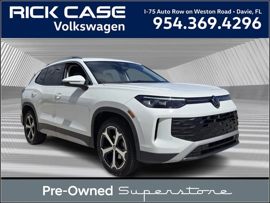 2025 Volkswagen Tiguan SE photo 1