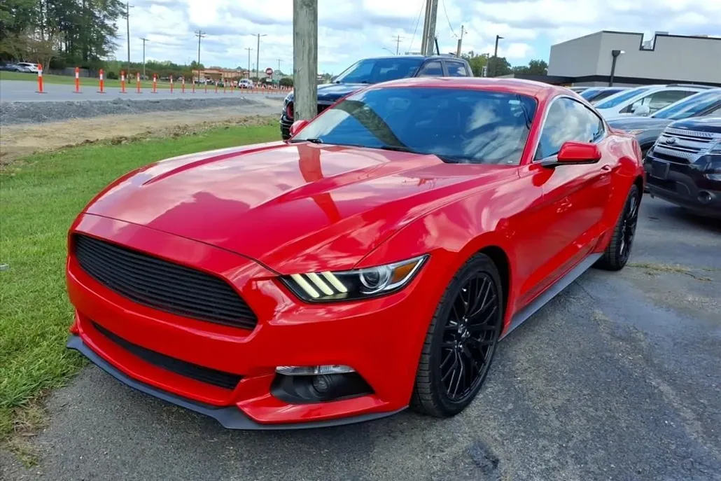 2016 Ford Mustang EcoBoost Premium photo 1