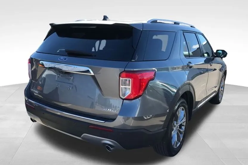 2022 Ford Explorer Limited photo 1