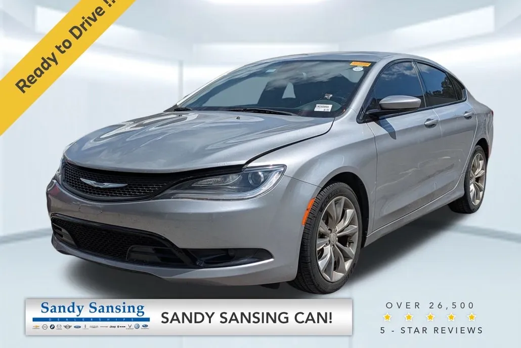 2015 Chrysler 200 S photo 1
