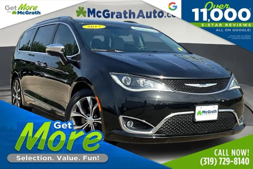 2017 Chrysler Pacifica Limited photo 1