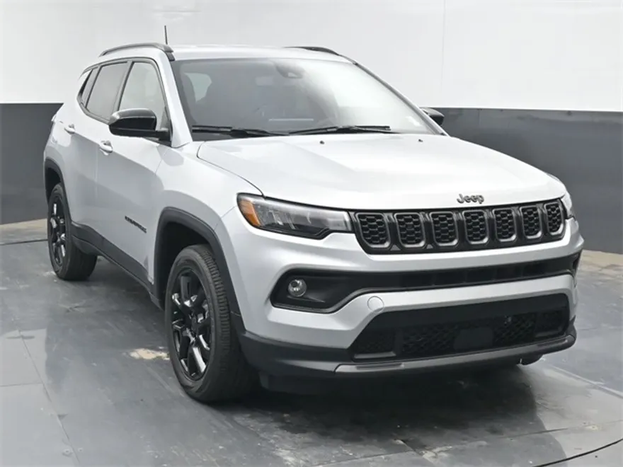 2026 Jeep Compass Latitude photo 1