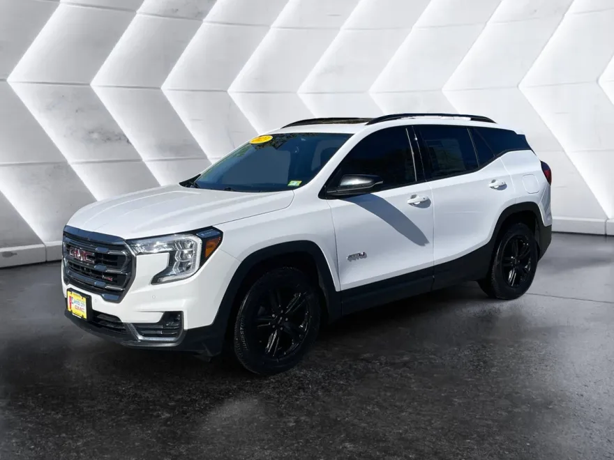2023 Gmc Terrain AT4 photo 1