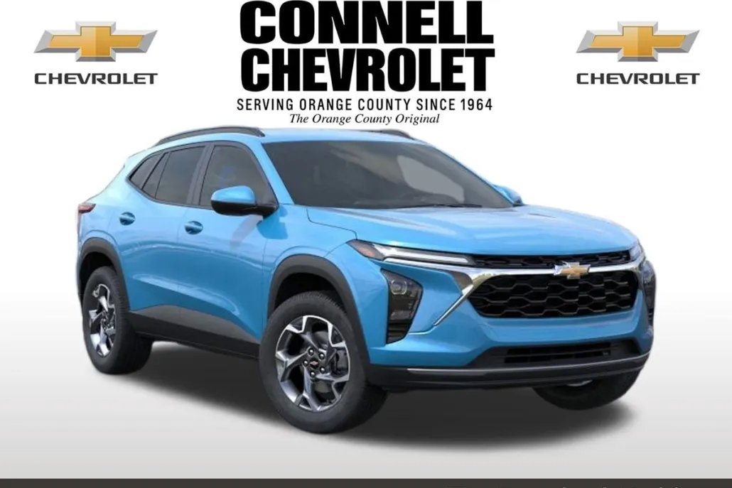 2025 Chevrolet Trax LT photo 1