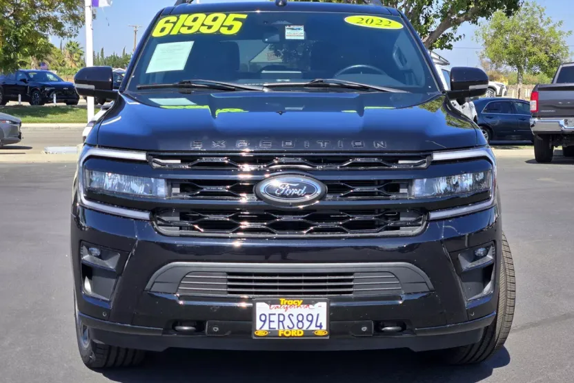2022 Ford Expedition MAX Limited photo 1