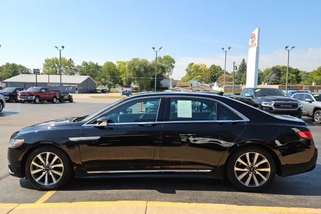 2020 Lincoln Continental photo 1