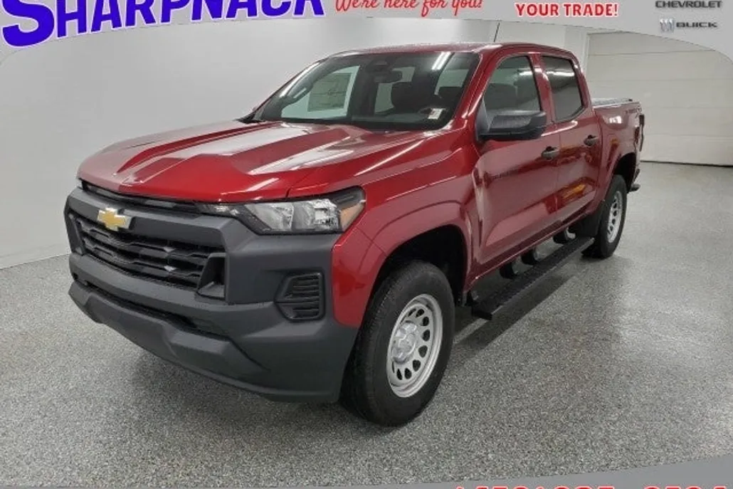 2025 Chevrolet Colorado LT photo 1