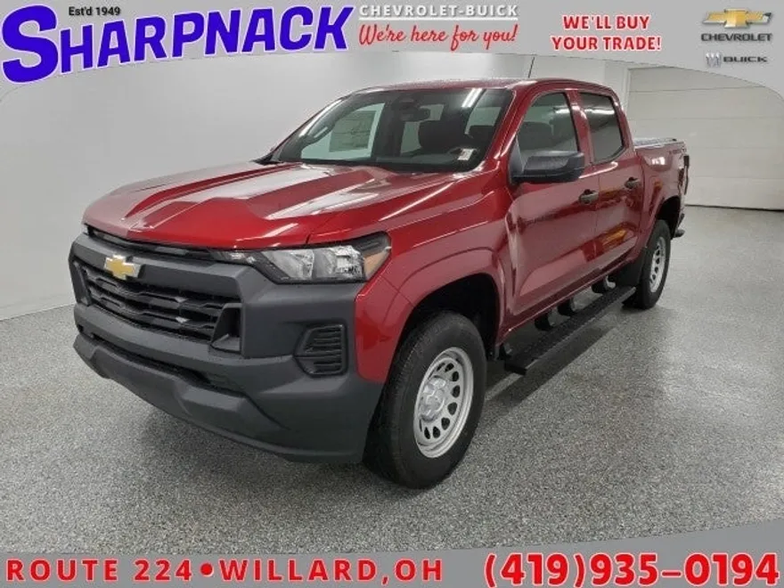 2025 Chevrolet Colorado LT photo 1