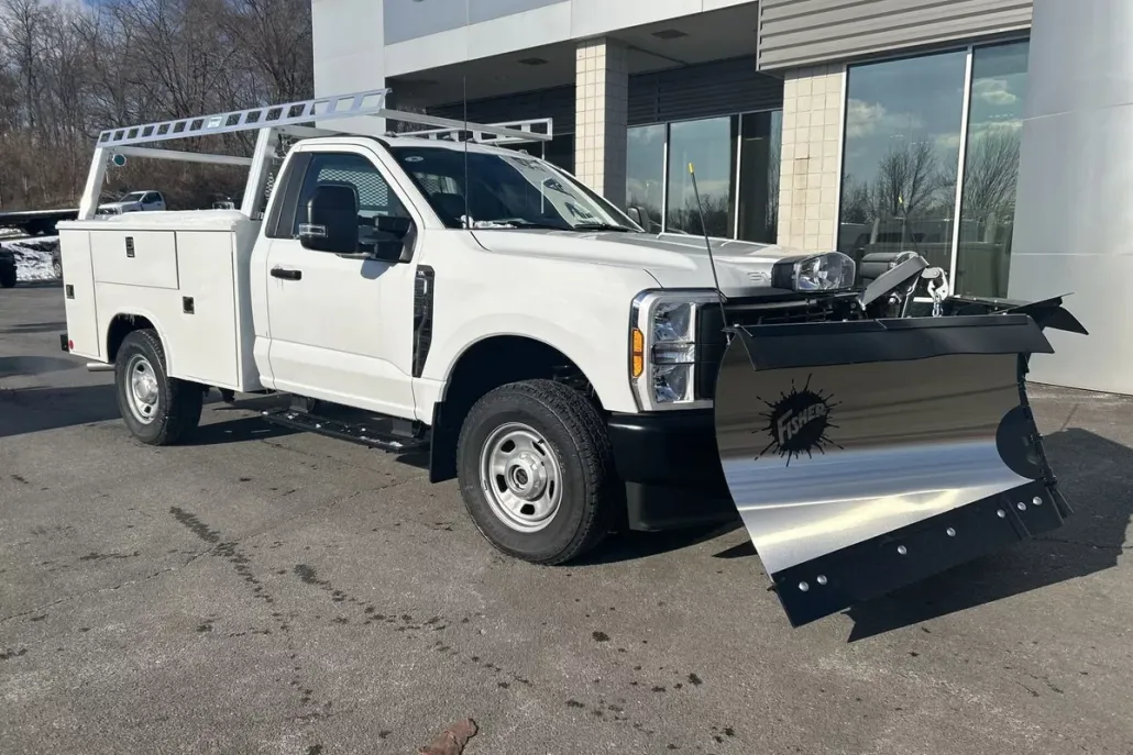 2024 Ford F-350 XL photo 1