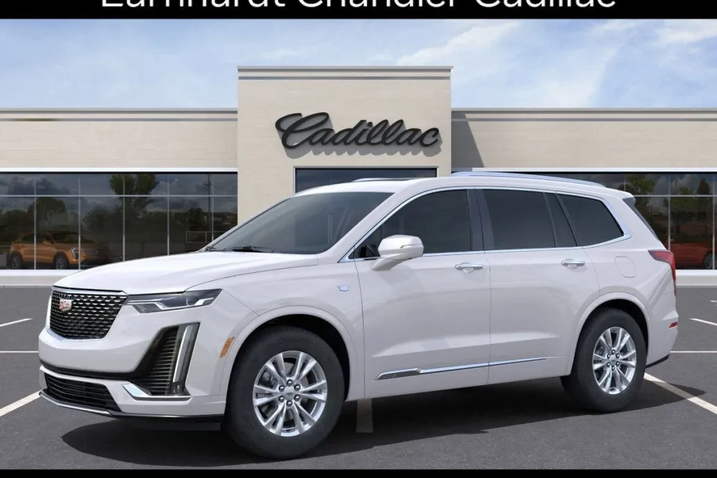 2025 Cadillac XT6 Luxury photo 1