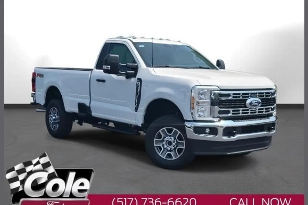 2025 Ford F-350 XLT photo 1