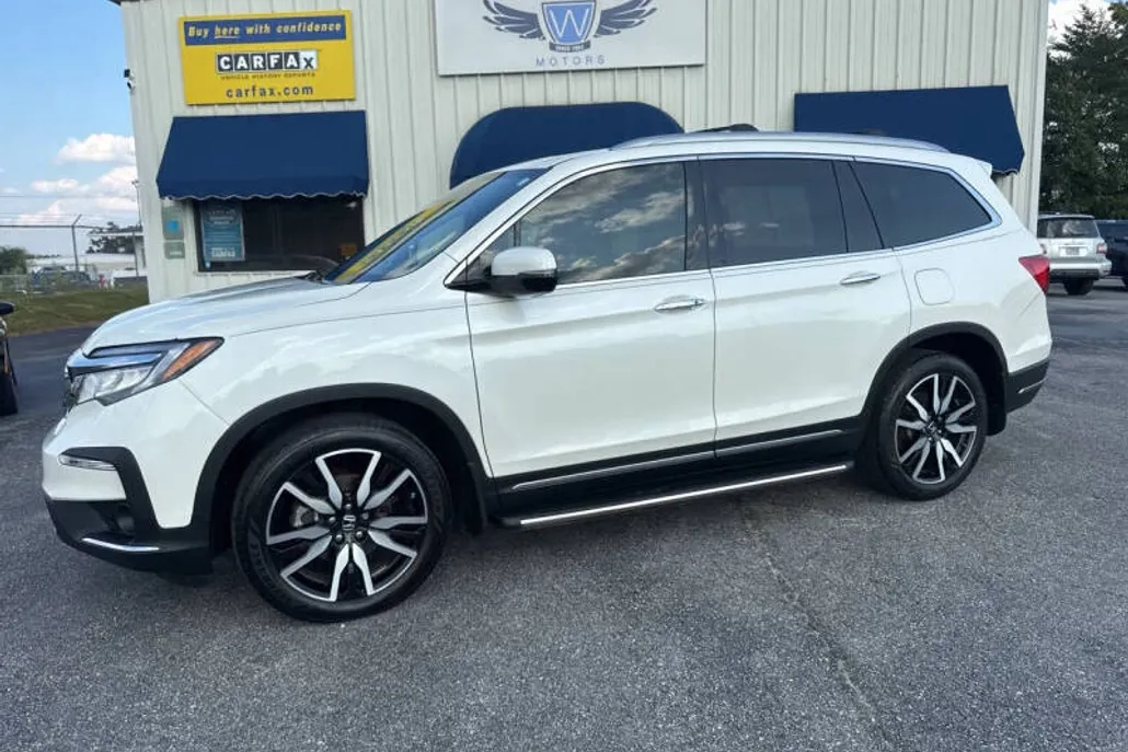 2019 Honda Pilot Elite photo 1