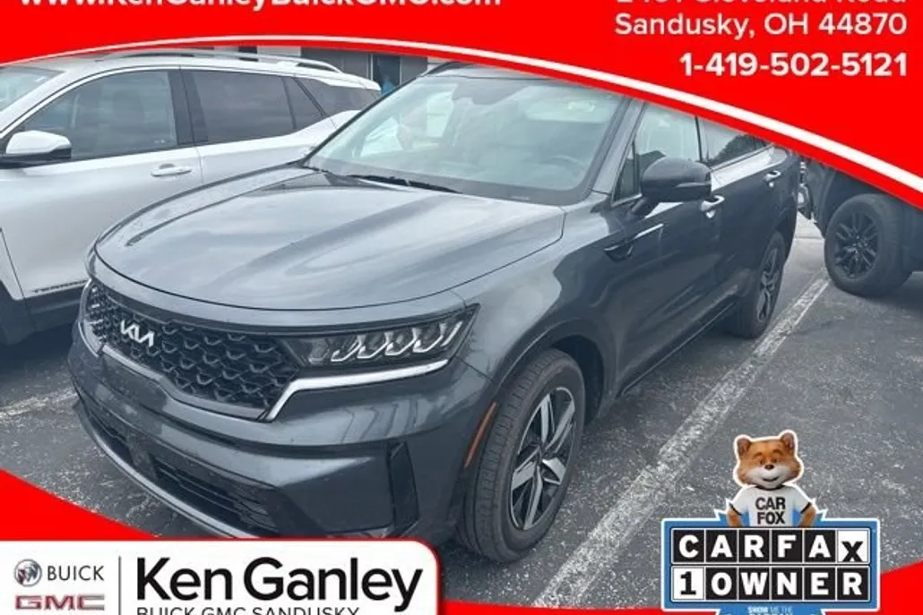 2022 Kia Sorento EX photo 1