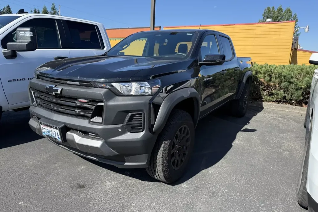 2024 Chevrolet Colorado Trail Boss photo 1
