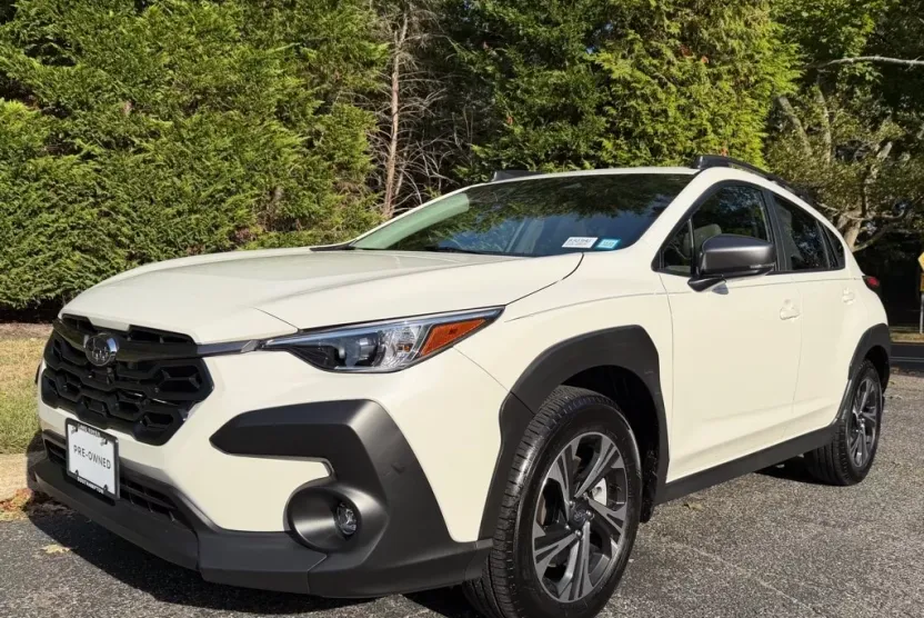 2024 Subaru Crosstrek Premium photo 1