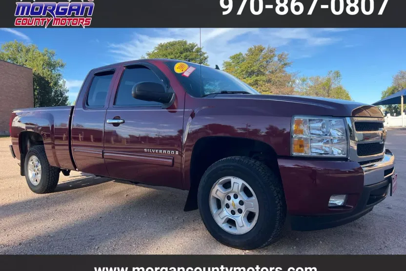 2009 Chevrolet Silverado LT photo 1