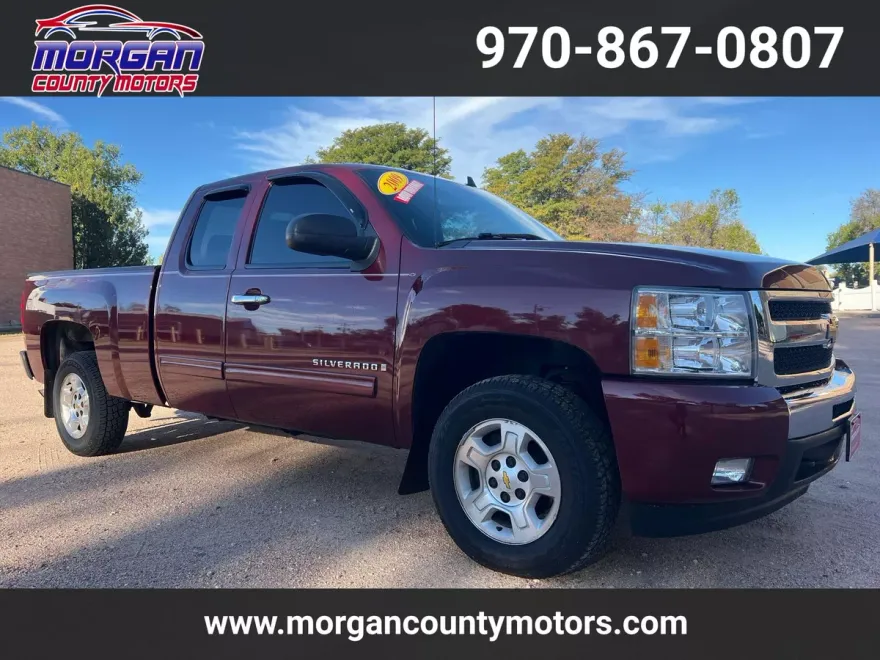2009 Chevrolet Silverado LT photo 1