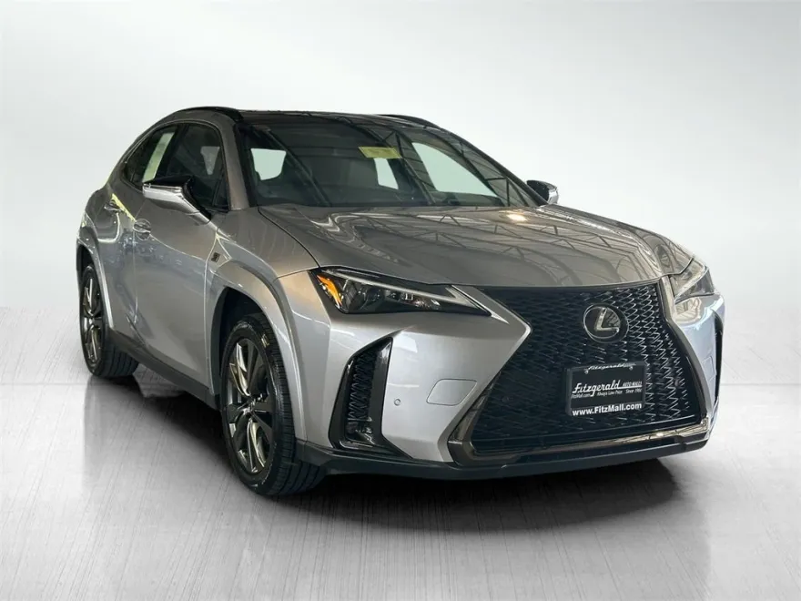 2023 Lexus UX 250h F SPORT Design photo 1