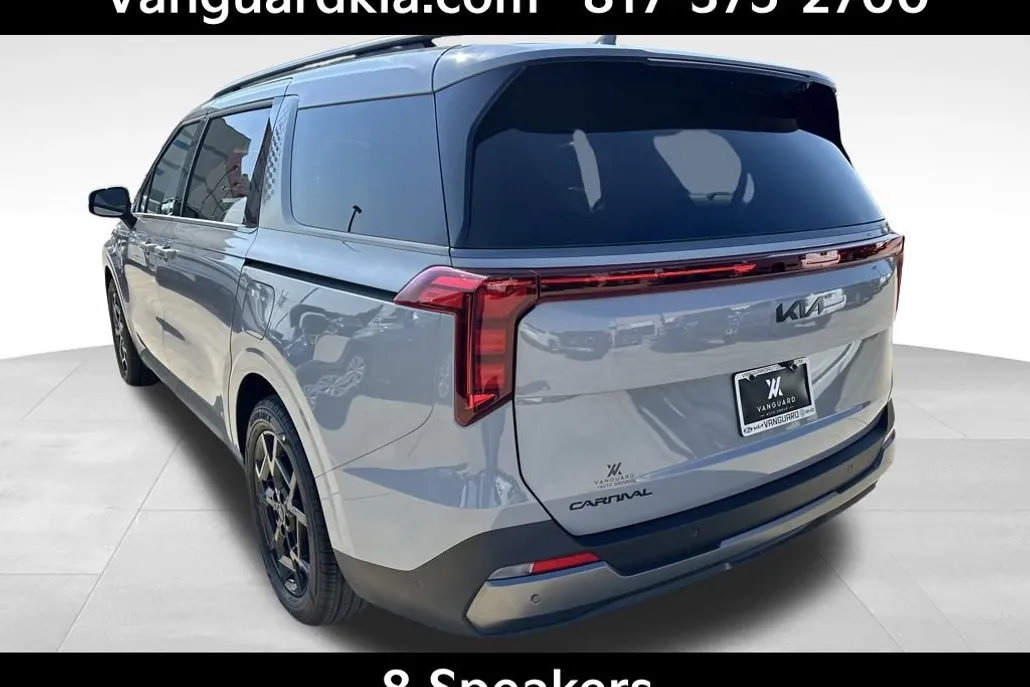2026 Kia Carnival SX photo 1