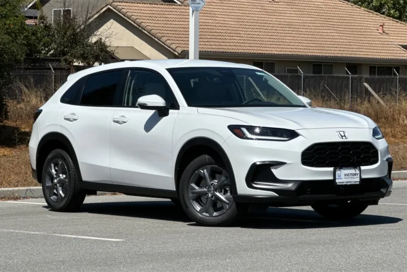 2026 Honda HR-V LX photo 1