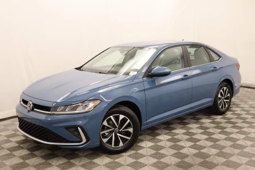 2025 Volkswagen Jetta S photo 1