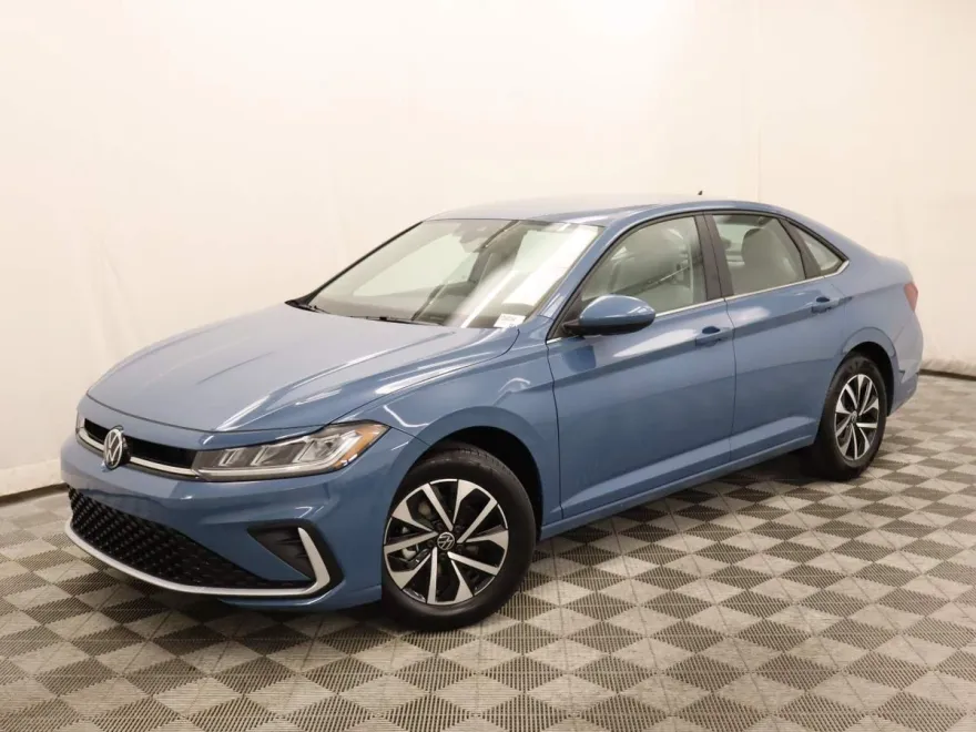2025 Volkswagen Jetta S photo 1