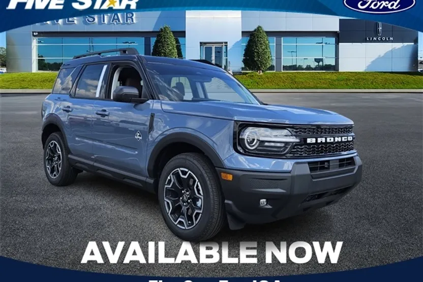 2025 Ford Bronco Sport Outer Banks photo 1