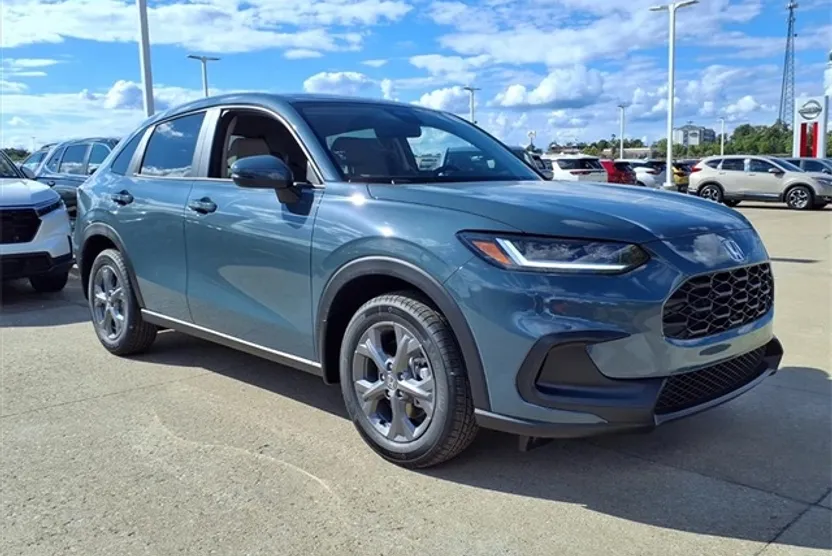 2026 Honda HR-V LX photo 1