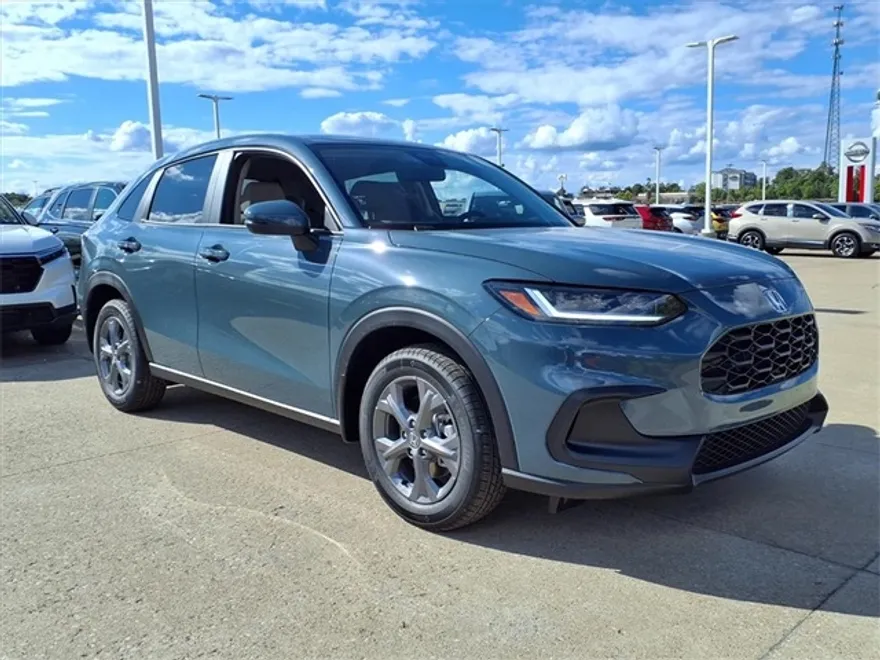 2026 Honda HR-V LX photo 1