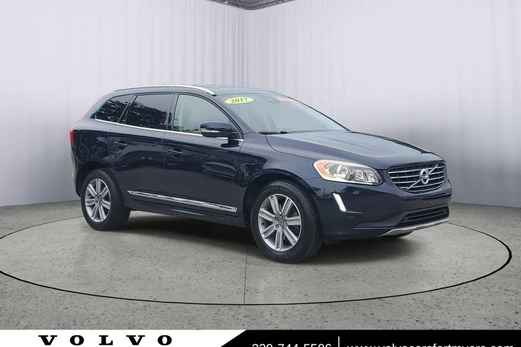 2017 Volvo XC60 Inscription photo 1