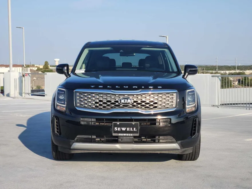 2021 Kia Telluride LX photo 1