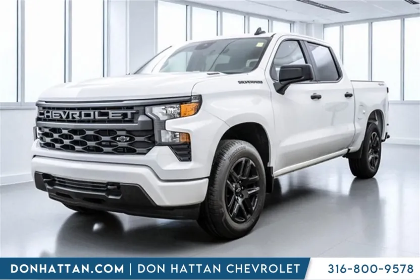 2025 Chevrolet Silverado 1500 Custom photo 1