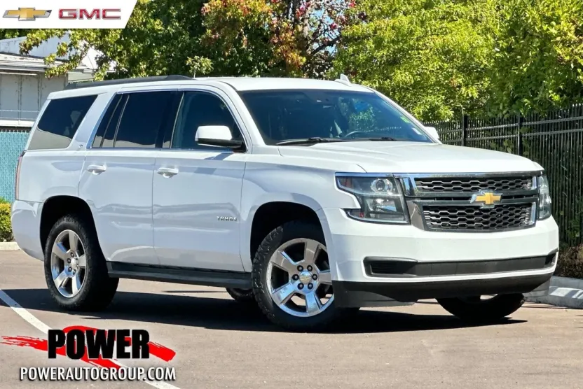 2015 Chevrolet Tahoe LT photo 1
