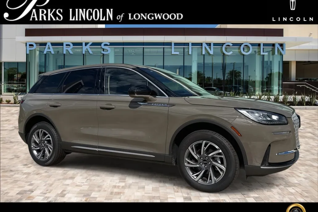2025 Lincoln Corsair Premiere photo 1