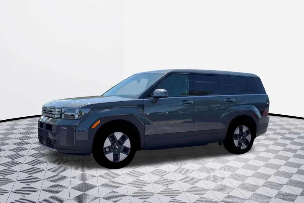 2026 Hyundai Santa Fe SE photo 1