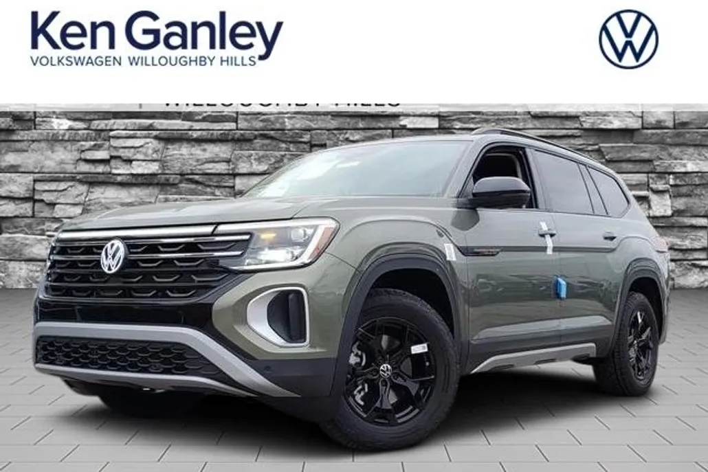 2025 Volkswagen Atlas Peak Edition photo 1