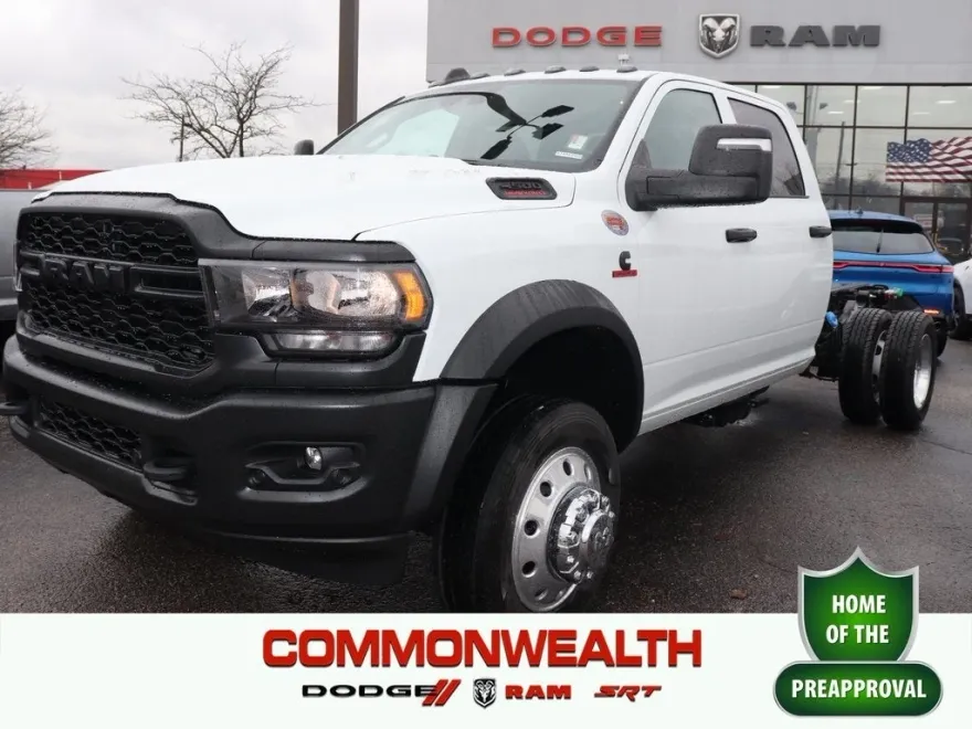2024 Ram 4500 Tradesman photo 1