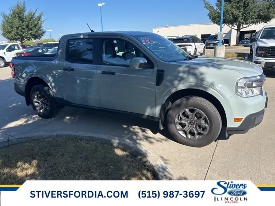 2022 Ford Maverick XLT photo 1