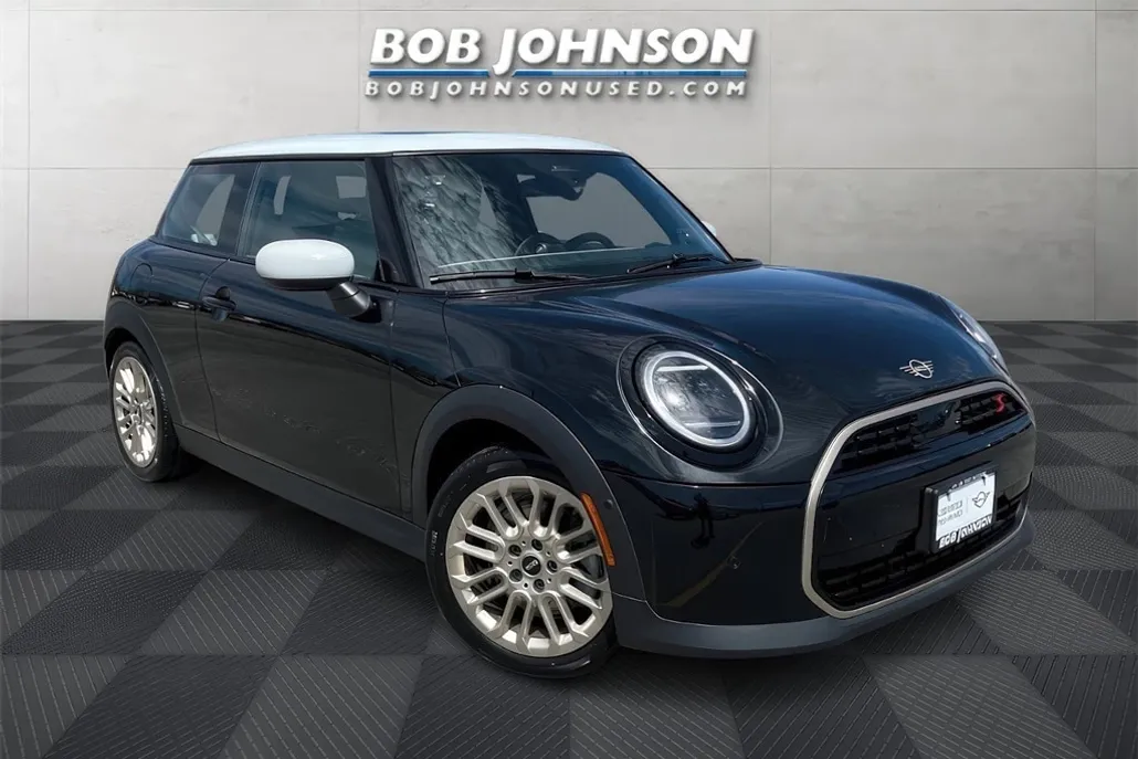 2025 Mini Cooper 2 Door Hardtop S photo 1