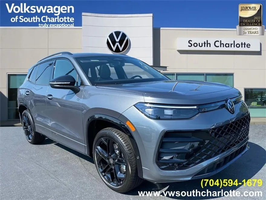 2025 Volkswagen Tiguan SE R-Line Black photo 1